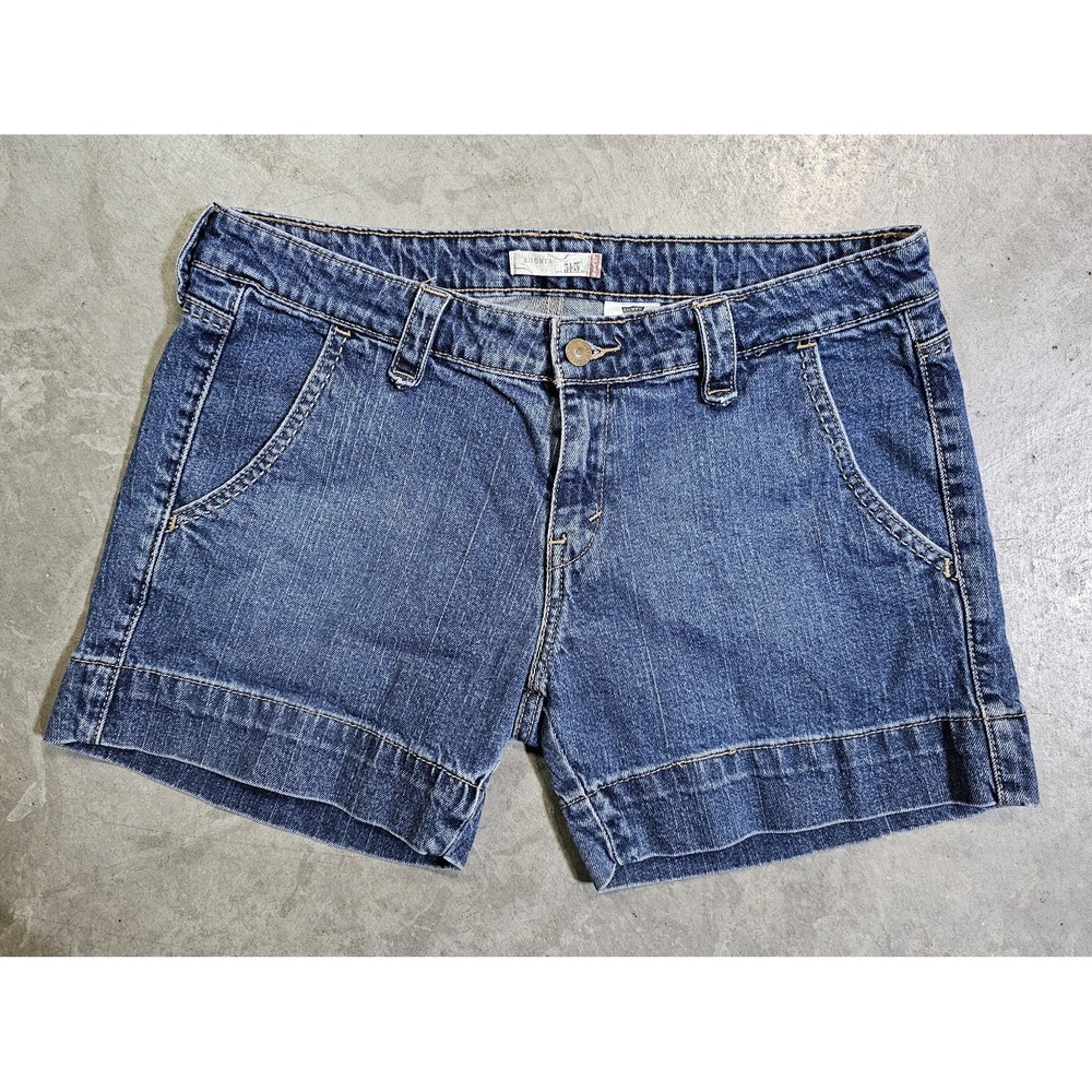 Levi's Women's 545 Denim Mom Jean Shorts‎ Size 10 Flaps Pockets Flat Front Blue